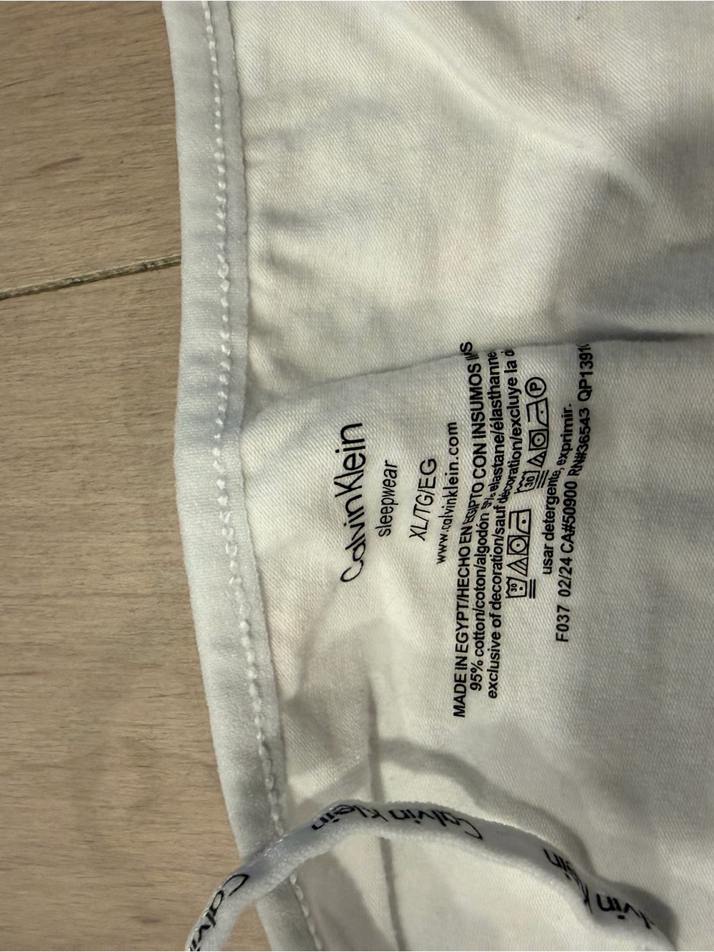 Calvin Klein White Multicolor CK Logo Pajama set - Picture 2 of 4